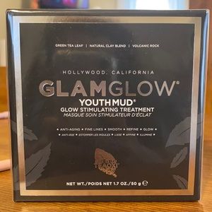 GLAMGLOW Youth Mud Glow Stimulating Treatment